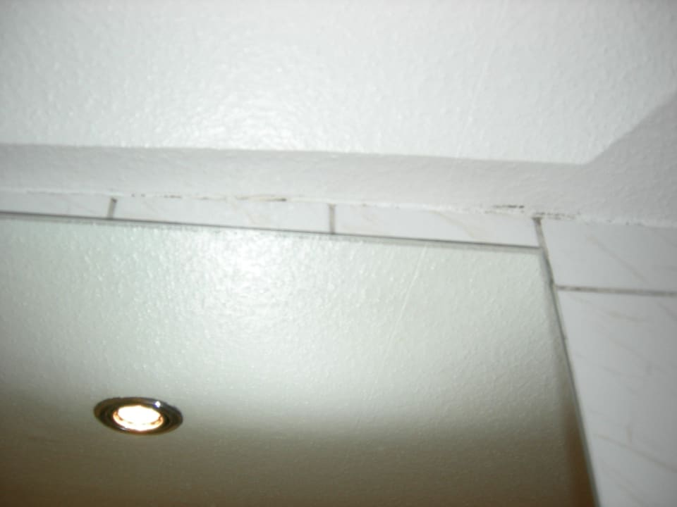 Decke über dem Badspiegel Boutique 003 Köln am DOM, Trademark Collection by Wyndham