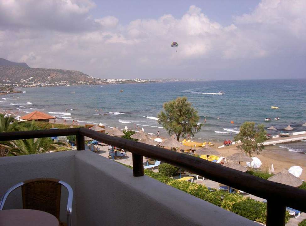 Ausblick Seafront-Zimmer Alexander Beach Hotel & Village Resort