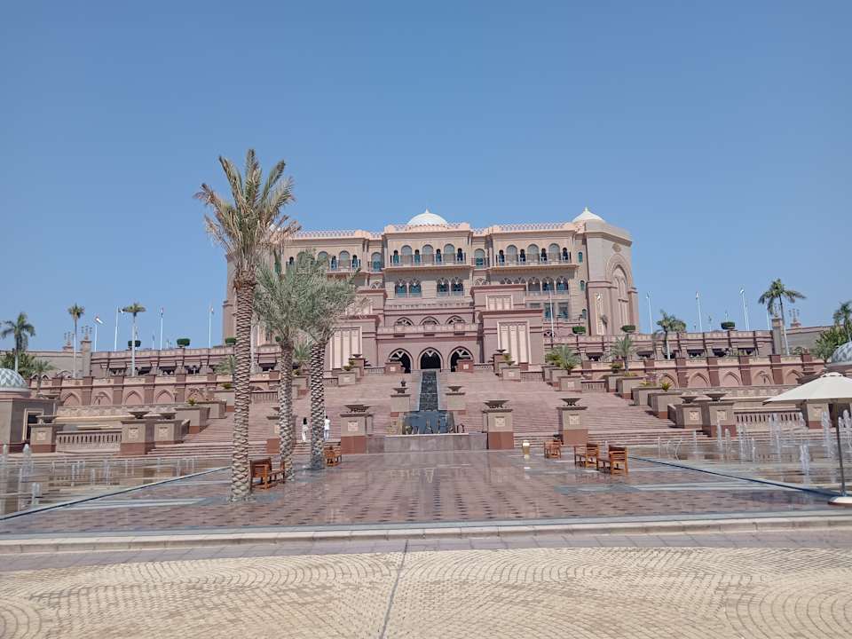 Außenansicht Emirates Palace Mandarin Oriental