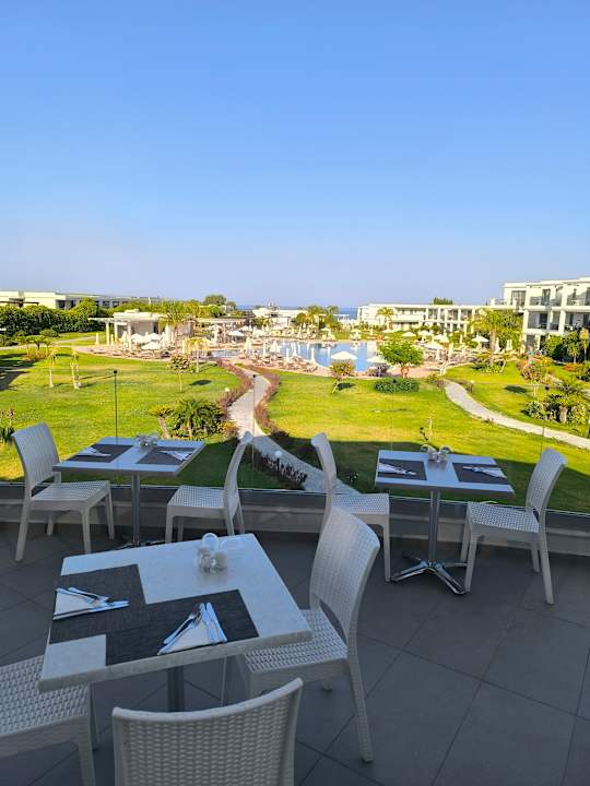 Gastro Asterias Beach Resort