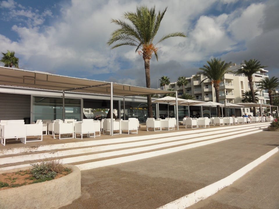 Elegantes Strandlokal Hotel Garbi Ibiza & Spa