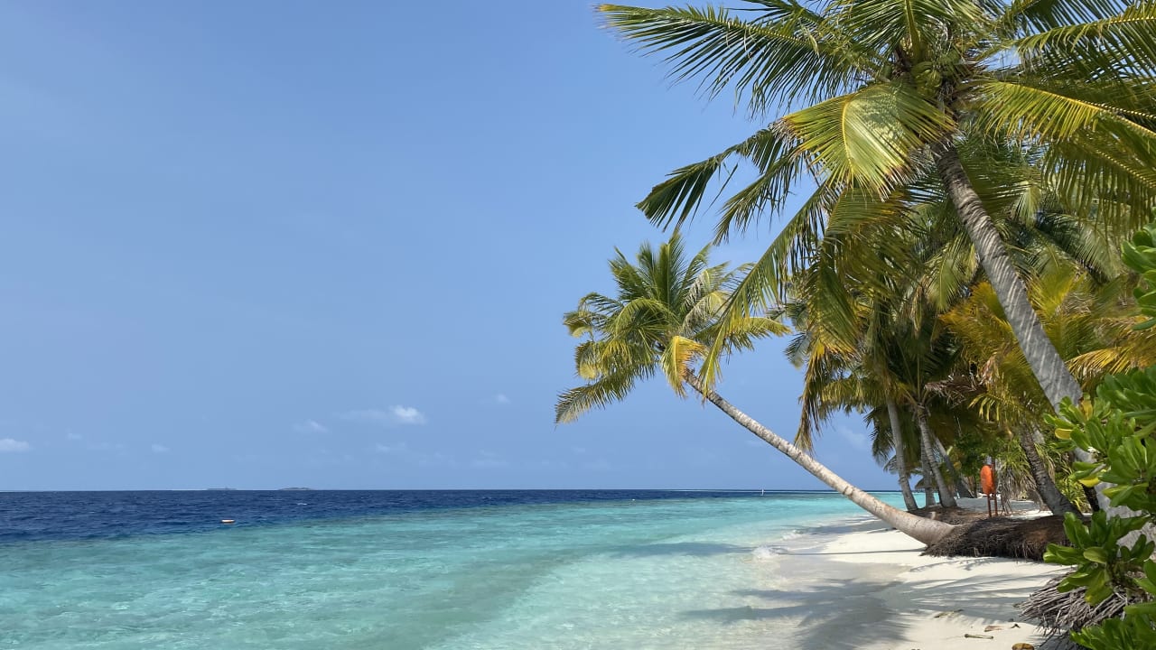 Strand Vilamendhoo Island Resort & Spa