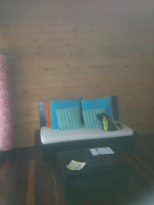 Wohnbereich Meeru Maldives Resort Island