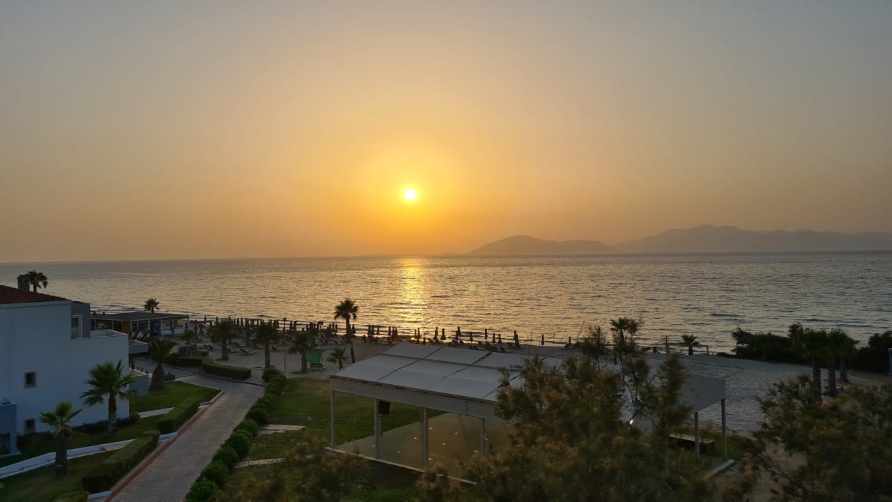 Strand Atlantica Marmari Palace