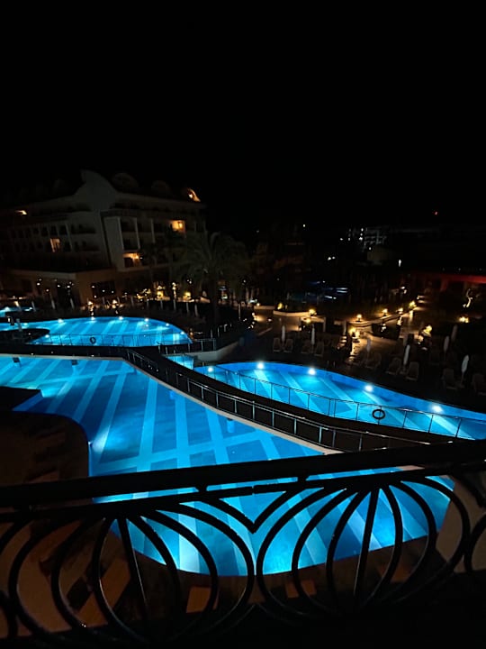 Pool Kirman Belazur Resort & Spa