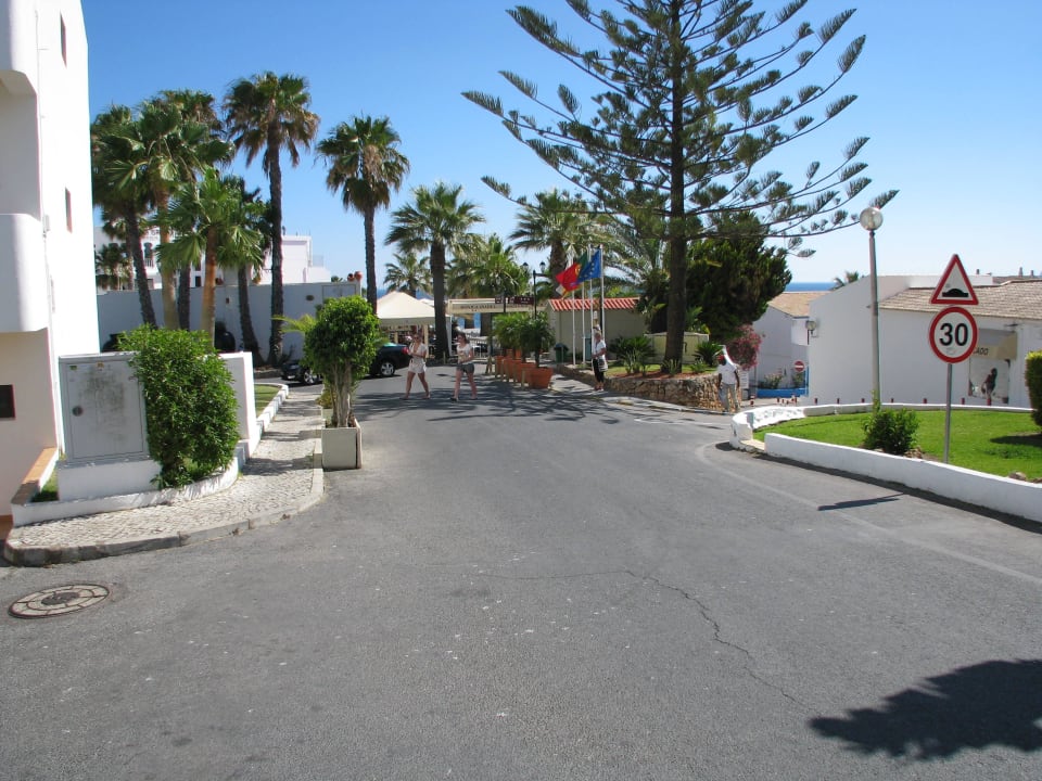 Hotelzufahrt  Monica Isabel Beach Club