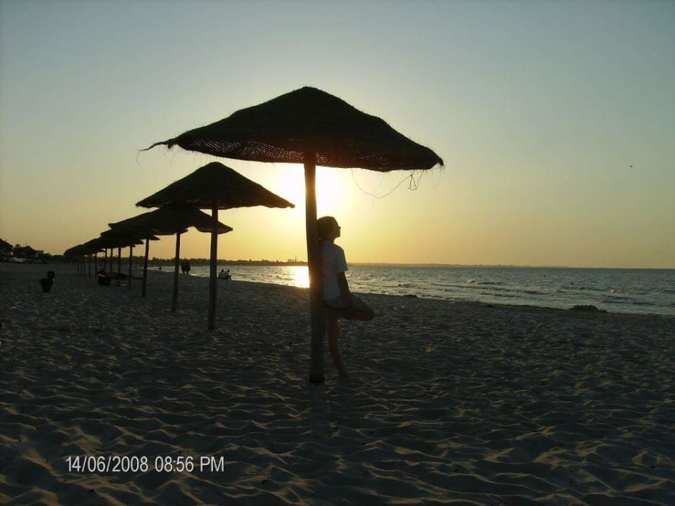 Zachód słońca Ruspina Beach Resort