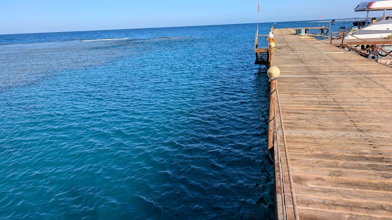 Strand Three Corners Equinox Beach Resort