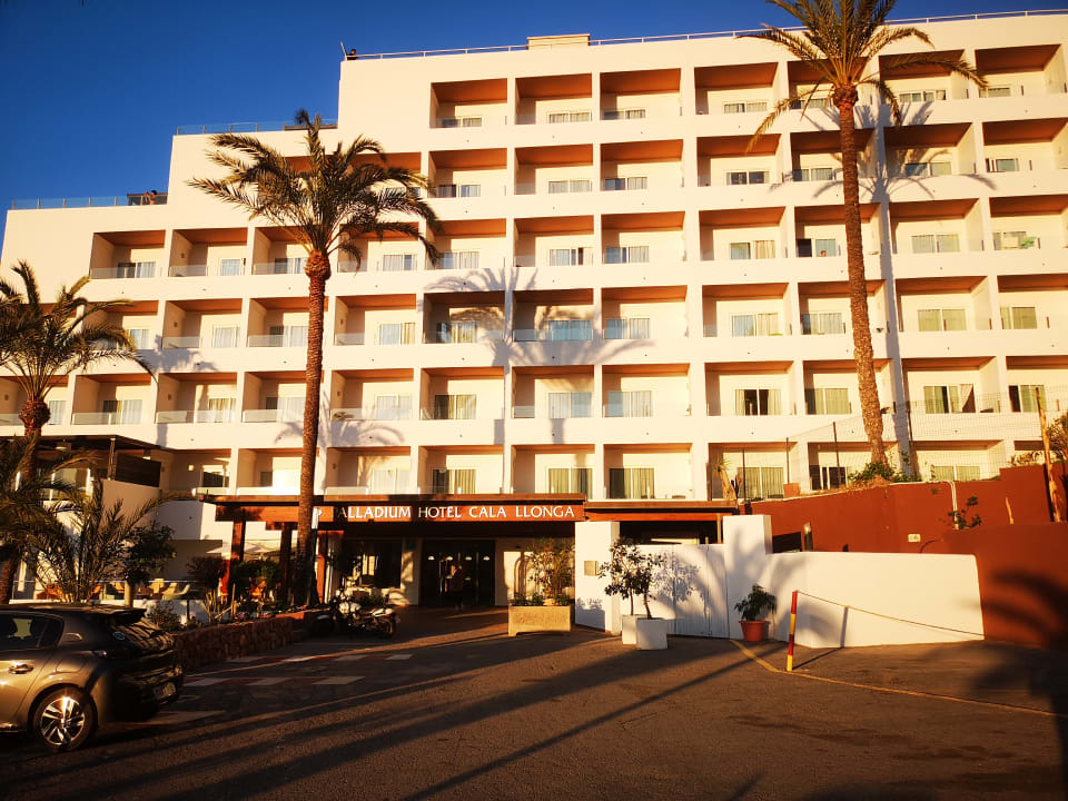 Außenansicht Palladium Hotel Cala LLonga - Adults only