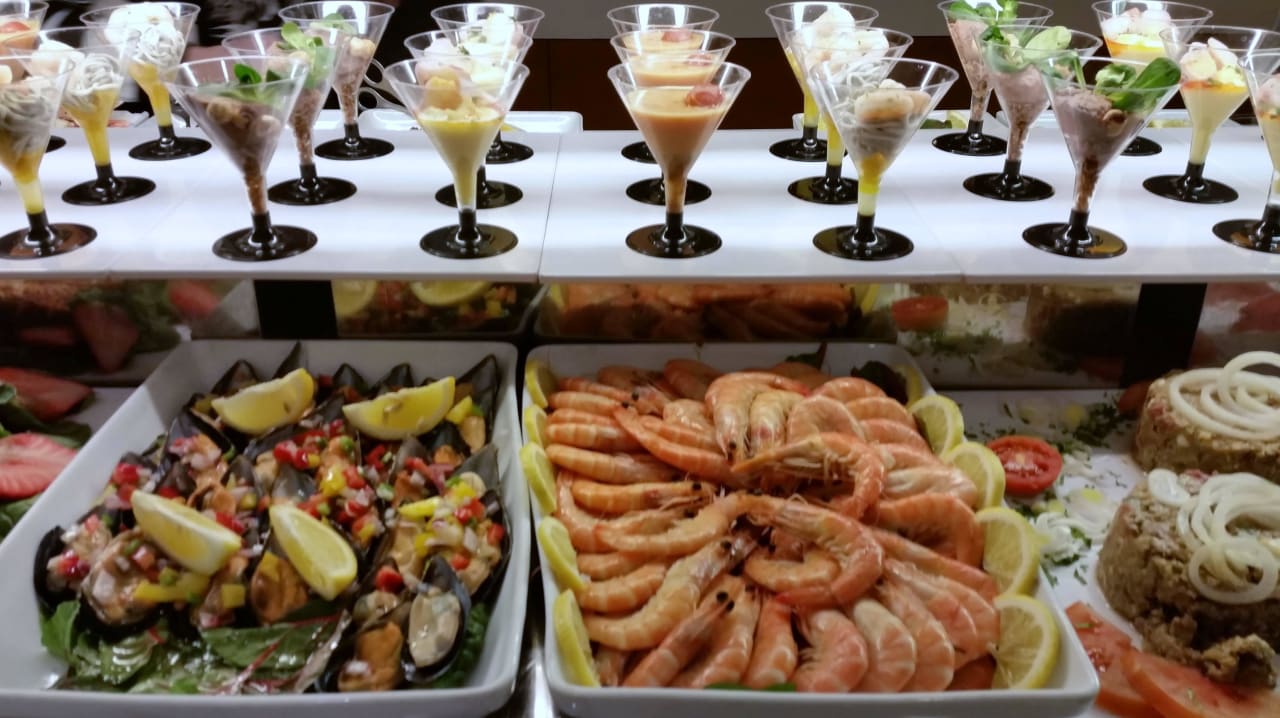 Abendbuffet CM Castell de Mar