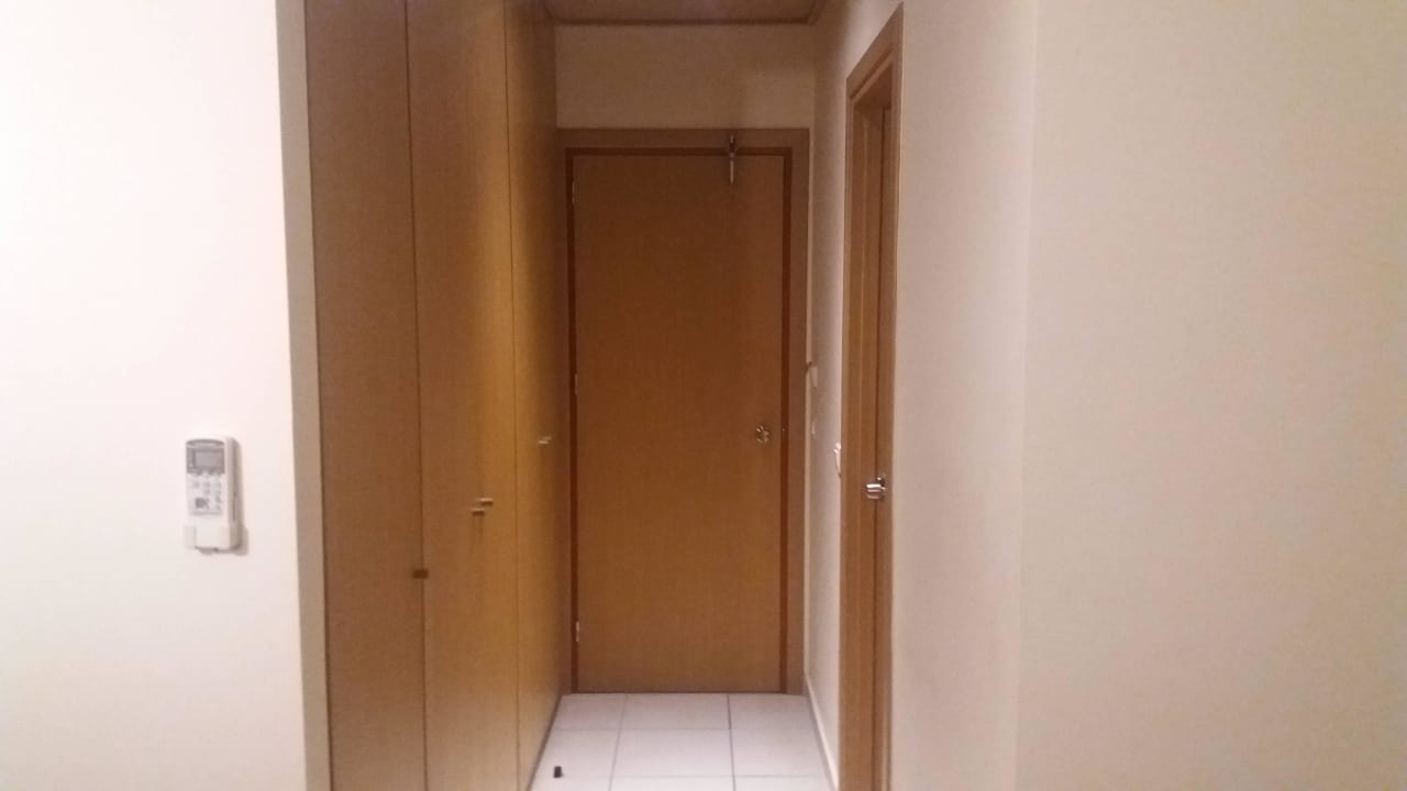 Eingangsbereich mit Kleiderschrank links Hotel Kalithea Horizon Royal