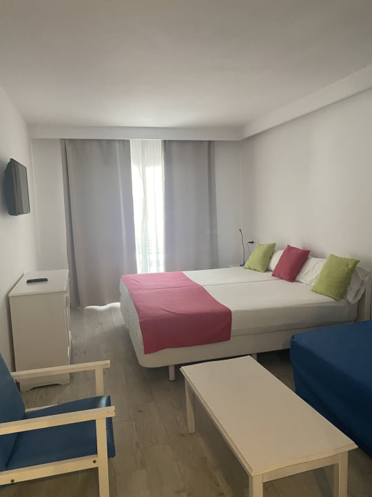 Zimmer Guya Wave Hotel