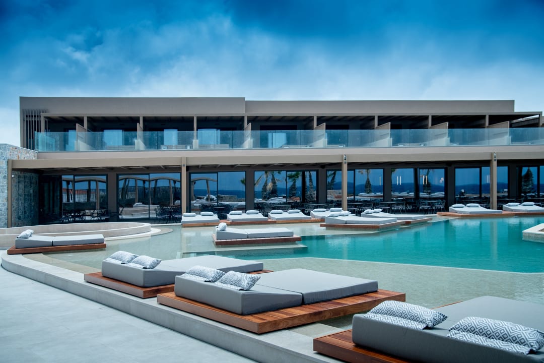 Pool SENSEANA Sea Side Resort & Aquadventure