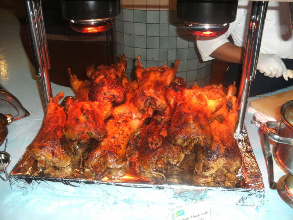 Leckere Enten beim asiatischen Abend Giftun Azur Resort