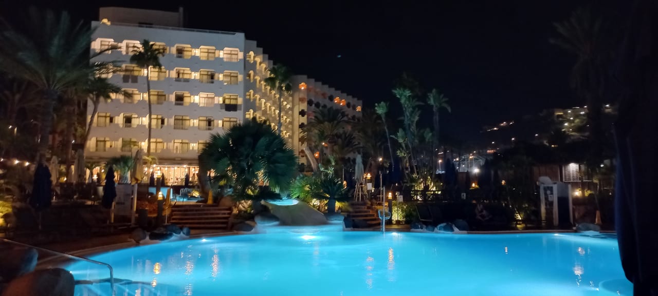 Außenansicht Corallium Beach by Lopesan Hotels - Adults only