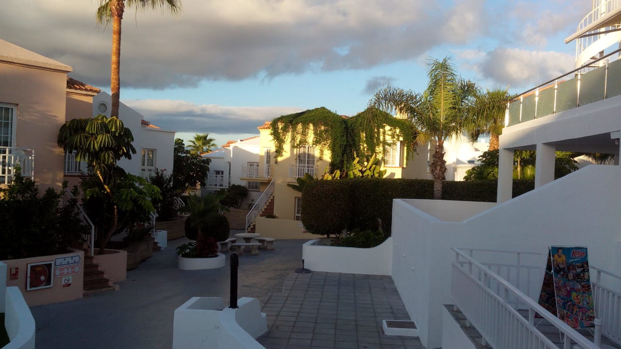 Die Farben passen schön zusammen LABRANDA Bahía y Villas Fañabé