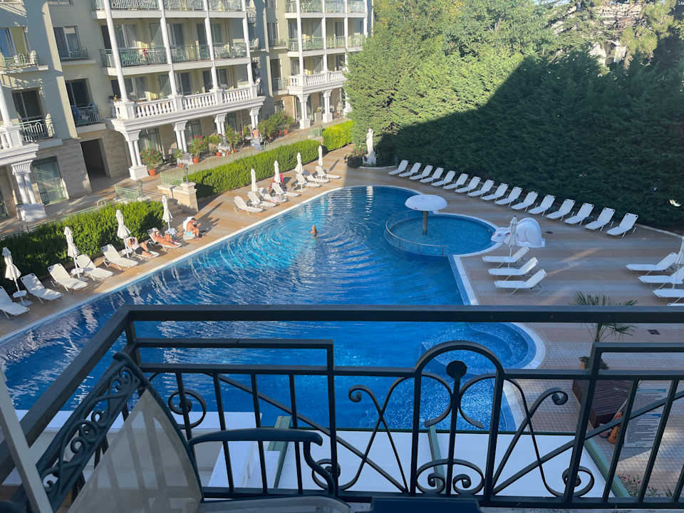 Pool Hotel Romance & Family Suites