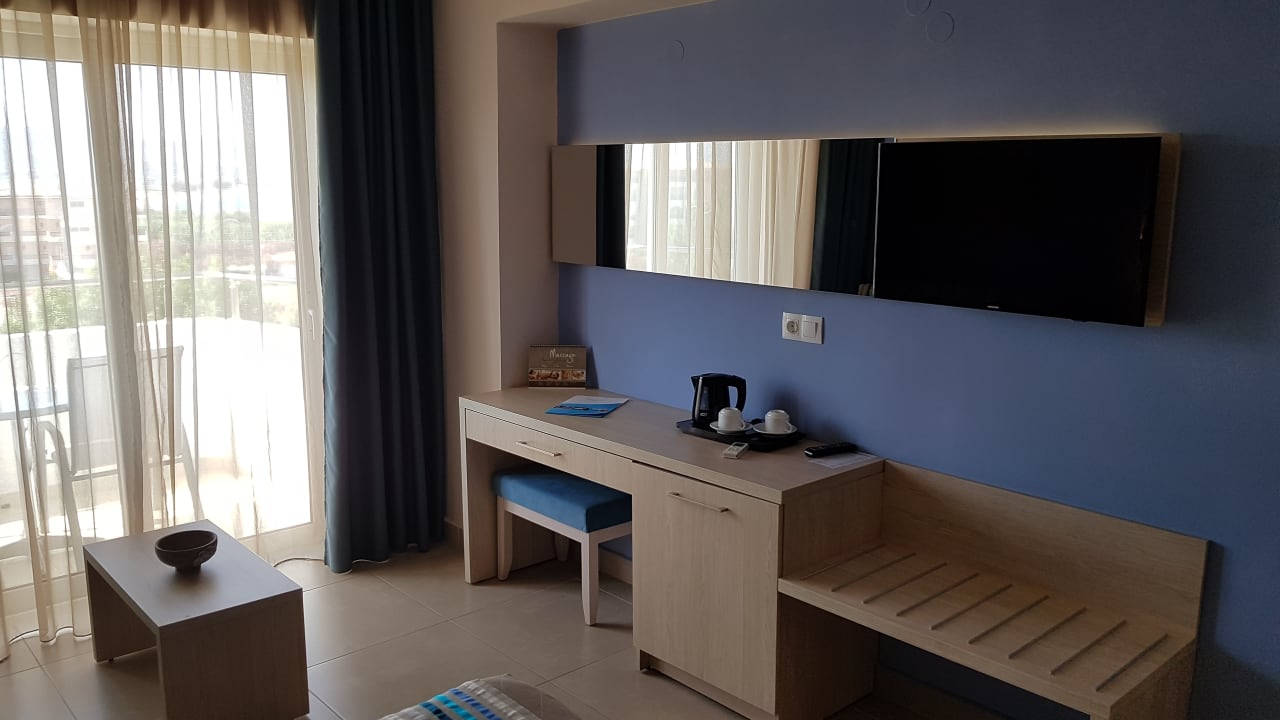 Zimmer Irene Palace Beach Resort Club alltoura