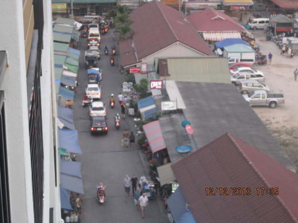 Zur soi Buokaw Apartments NP Residence