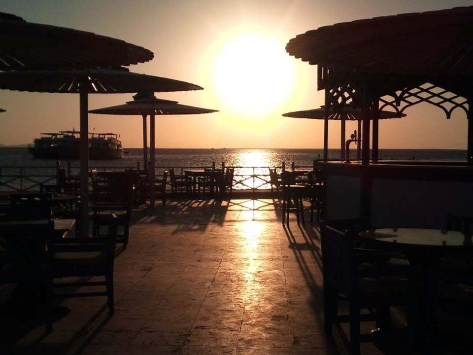 Sonnenaufgang von Marina aus gesehen The Grand Hotel Hurghada