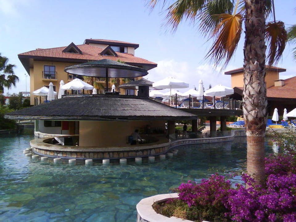 Poolbar Club Grand Aqua