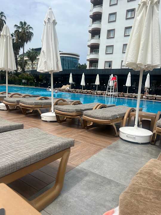 Pool Hotel Royal Garden Beach