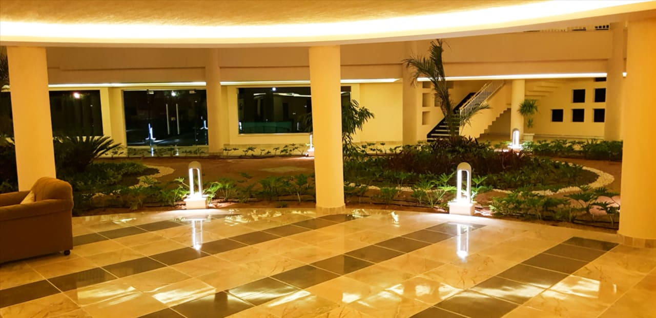Flur zu den Zimmern Pickalbatros Royal Moderna Resort-Sharm El Sheikh