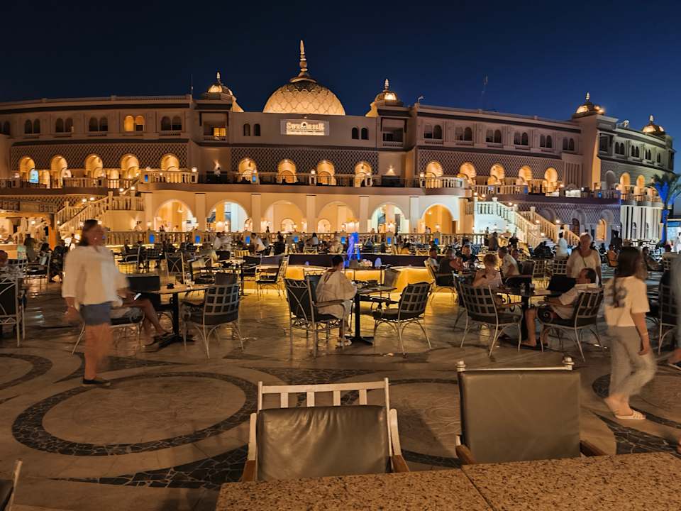 Außenansicht Sentido Mamlouk Palace Resort