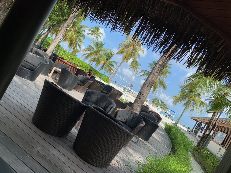 Lobby Kuredu Island Resort & Spa