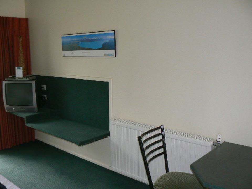 TV / Essecke The Lakes Motel Twizel