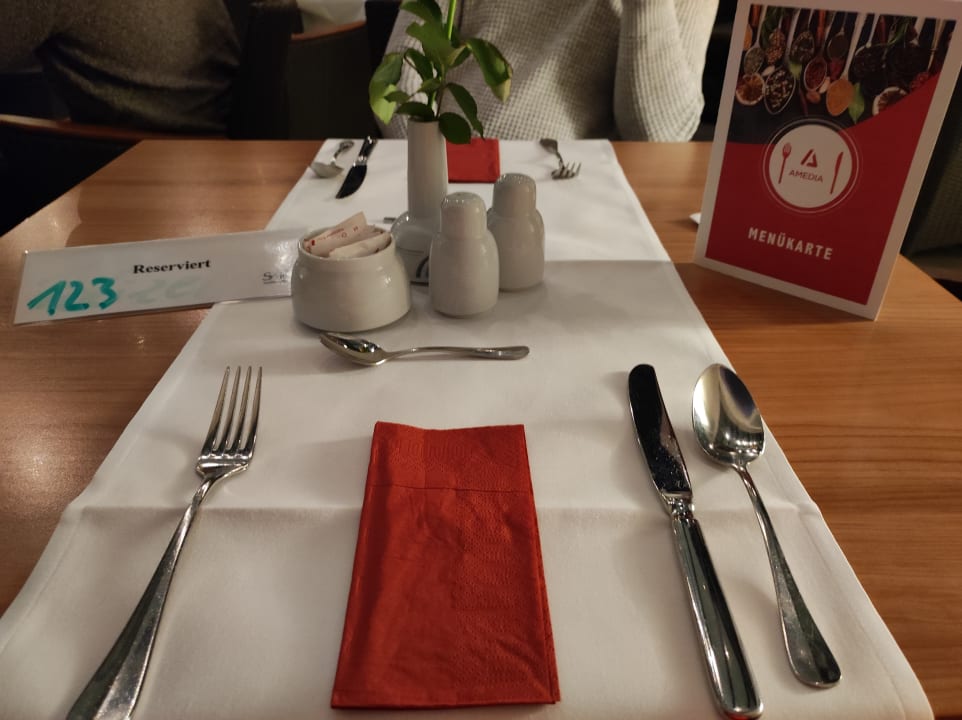 Gastro AMEDIA Hotel Dresden Elbpromenade