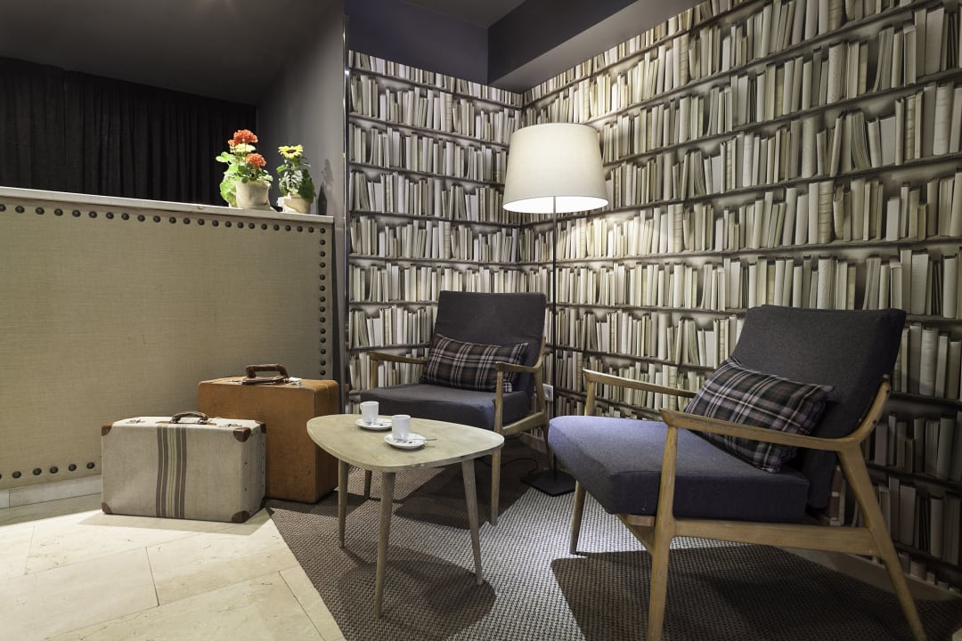 Lobby Hotel Acta BCN 40