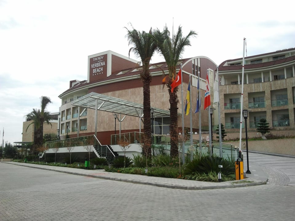 Hoteleingang Sentido Trendy Verbena Beach