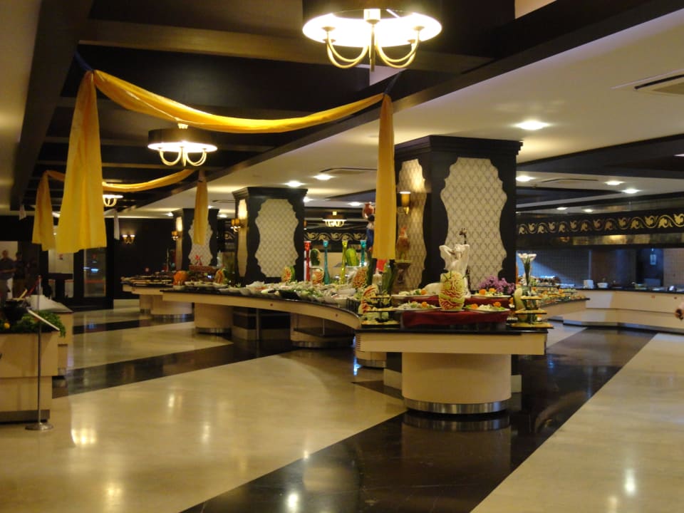 Leckeres Abendbuffet  Arycanda Kirman Premium