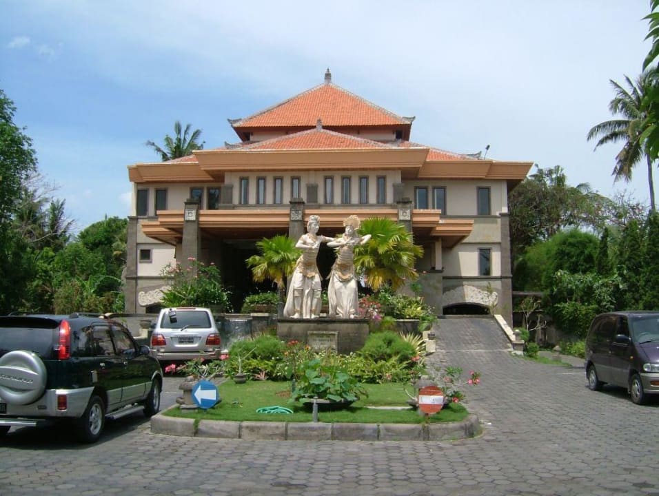 Eingangsbereich Pelangi Bali Hotel & Spa