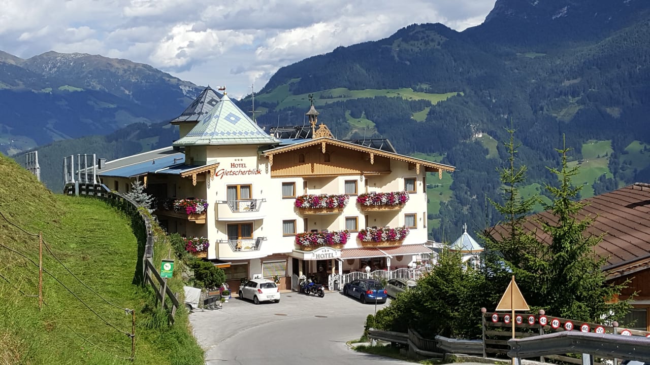 Außenansicht Hotel Gletscherblick