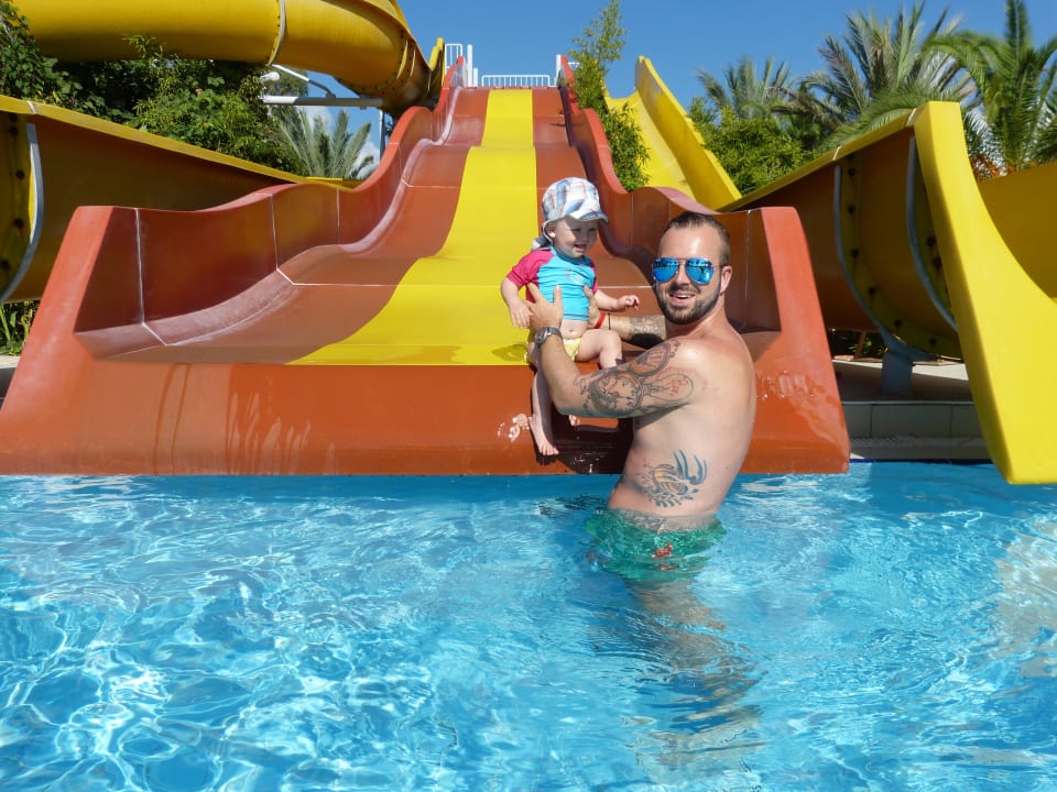 Aaa Emelda Sun Club