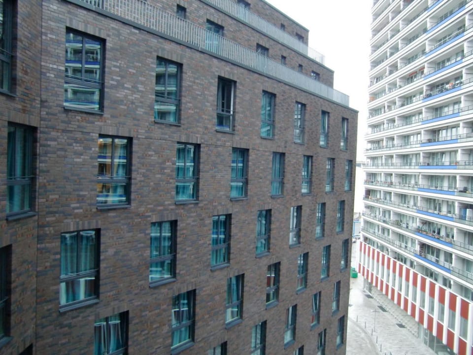 Ausblick zur Rückseite des Hotels Motel One Berlin-Spittelmarkt