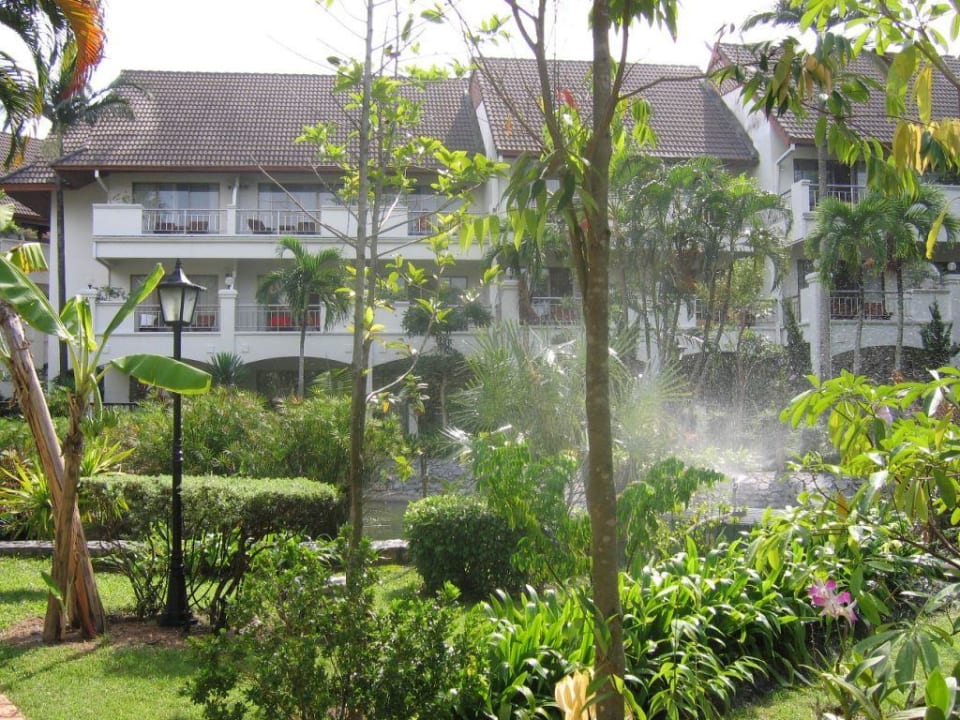 Ogród Pinnacle Grand Jomtien Resort