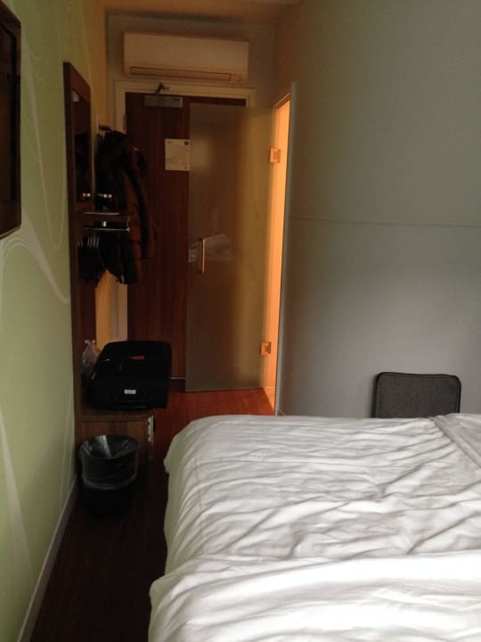 Enger Ganz im ZImmer Point A Hotel London Paddington