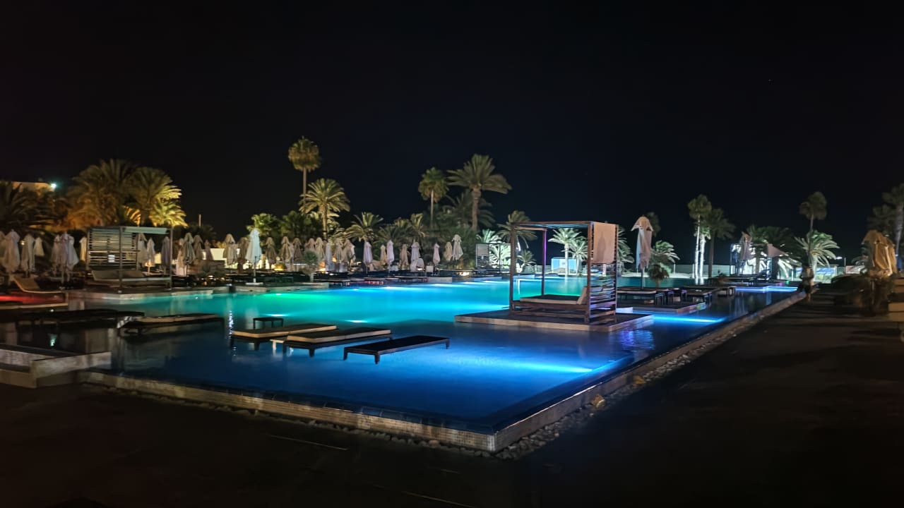 Außenansicht Hotel JAZ Tour Khalef