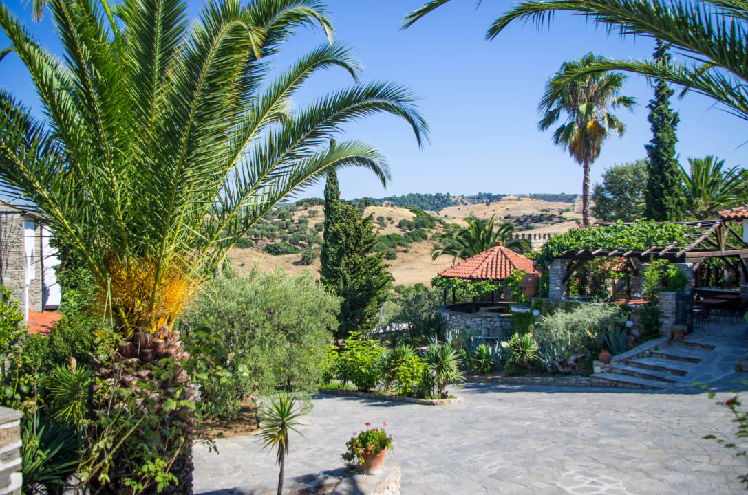 Eingang zum Restaurant Hotel Geranion Village