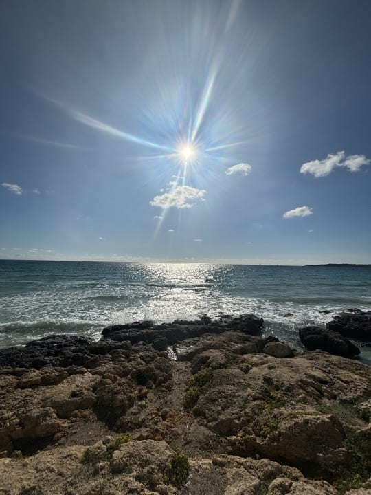 Strand R2 Veronica Beach Hotel