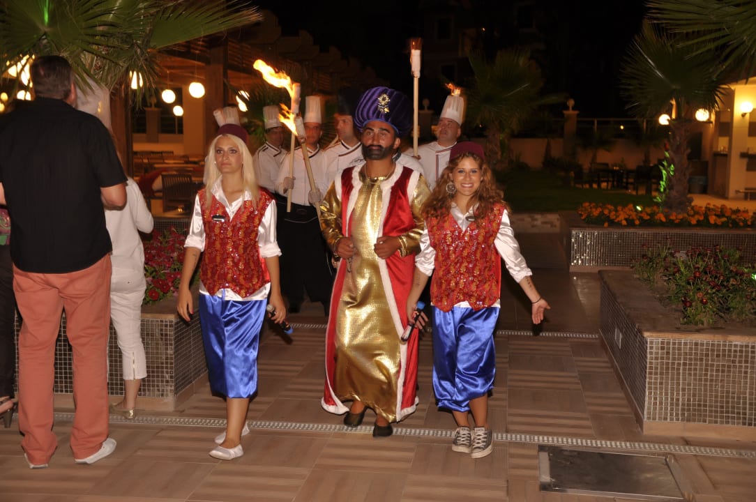 Türkische Nacht Alaska Eis Torte Dizalya Palm Garden