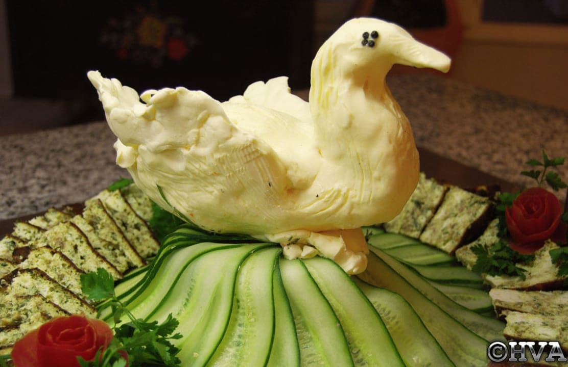 Deko-Vogel auf Gurkenberg Hotel Seabel Aladin Djerba