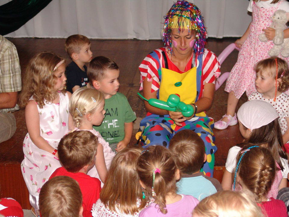 Minidisco in der Bar Hipotels Bahia Grande