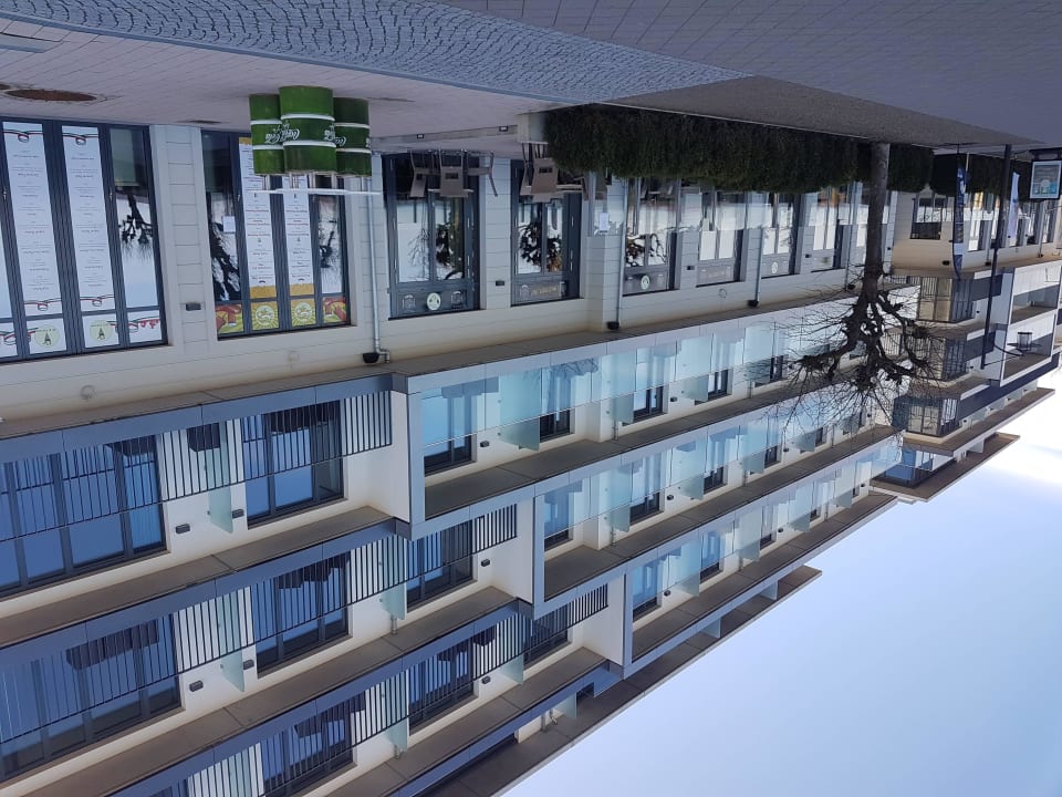 Außenfront Seeseite SEETELHOTEL Kaiserstrand Beachhotel