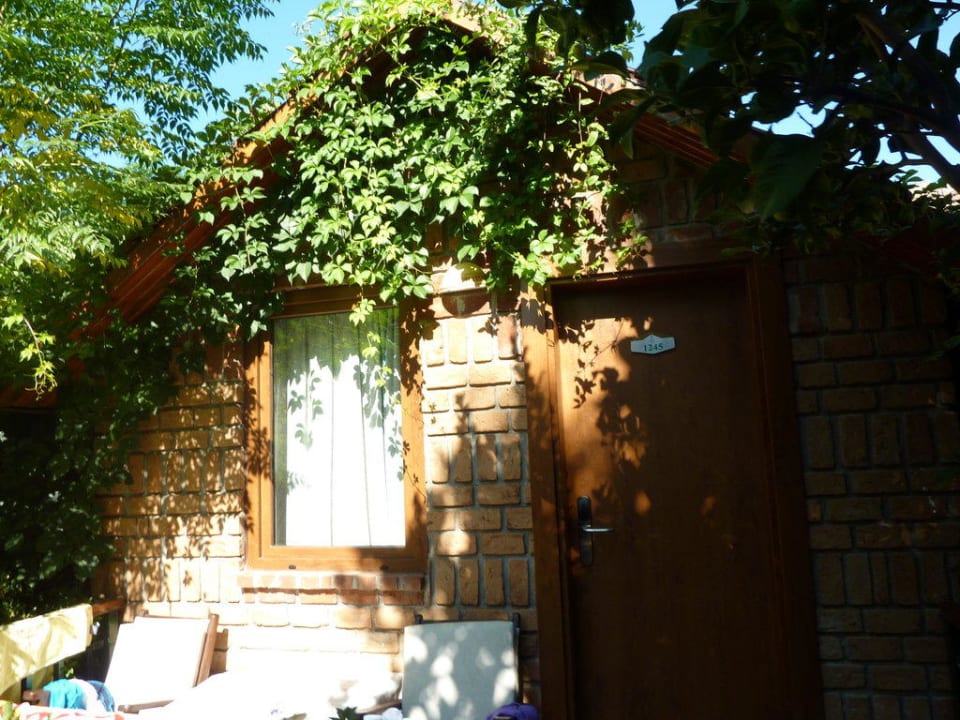 Bungalow Can Garden Beach