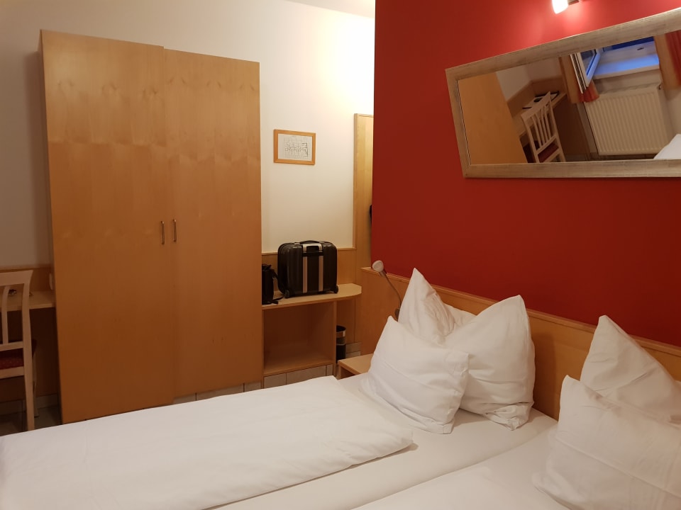 Zimmer Weinhotel Kirchenwirt