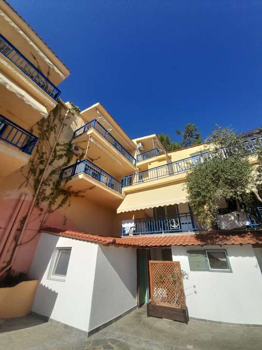 Außenansicht Hotel Rodon House